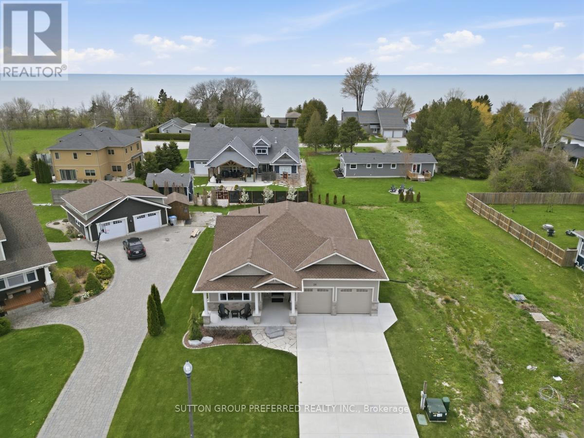 26 Thimbleweed Drive Property Photo 2