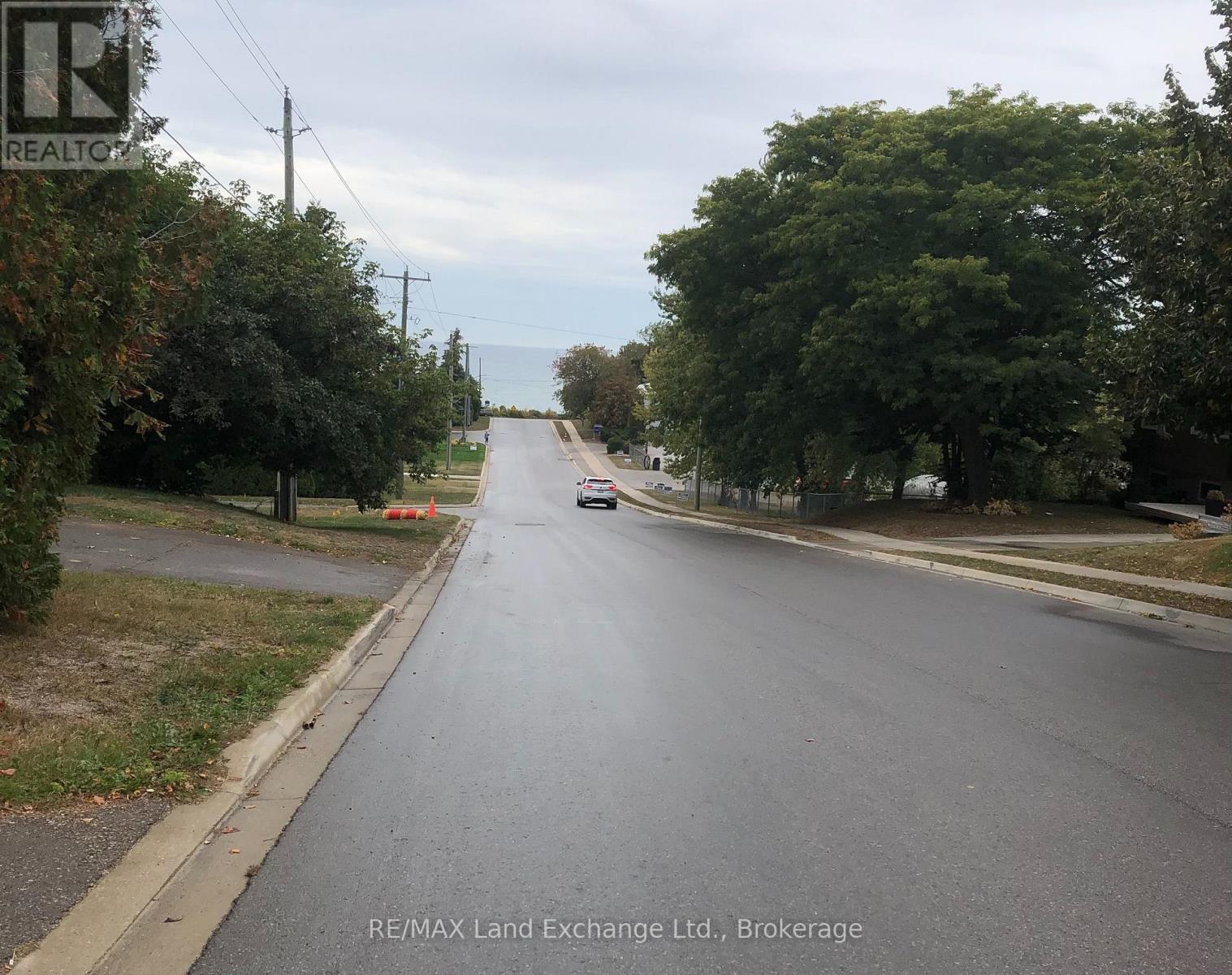 188 Broadway Street Property Photo 2