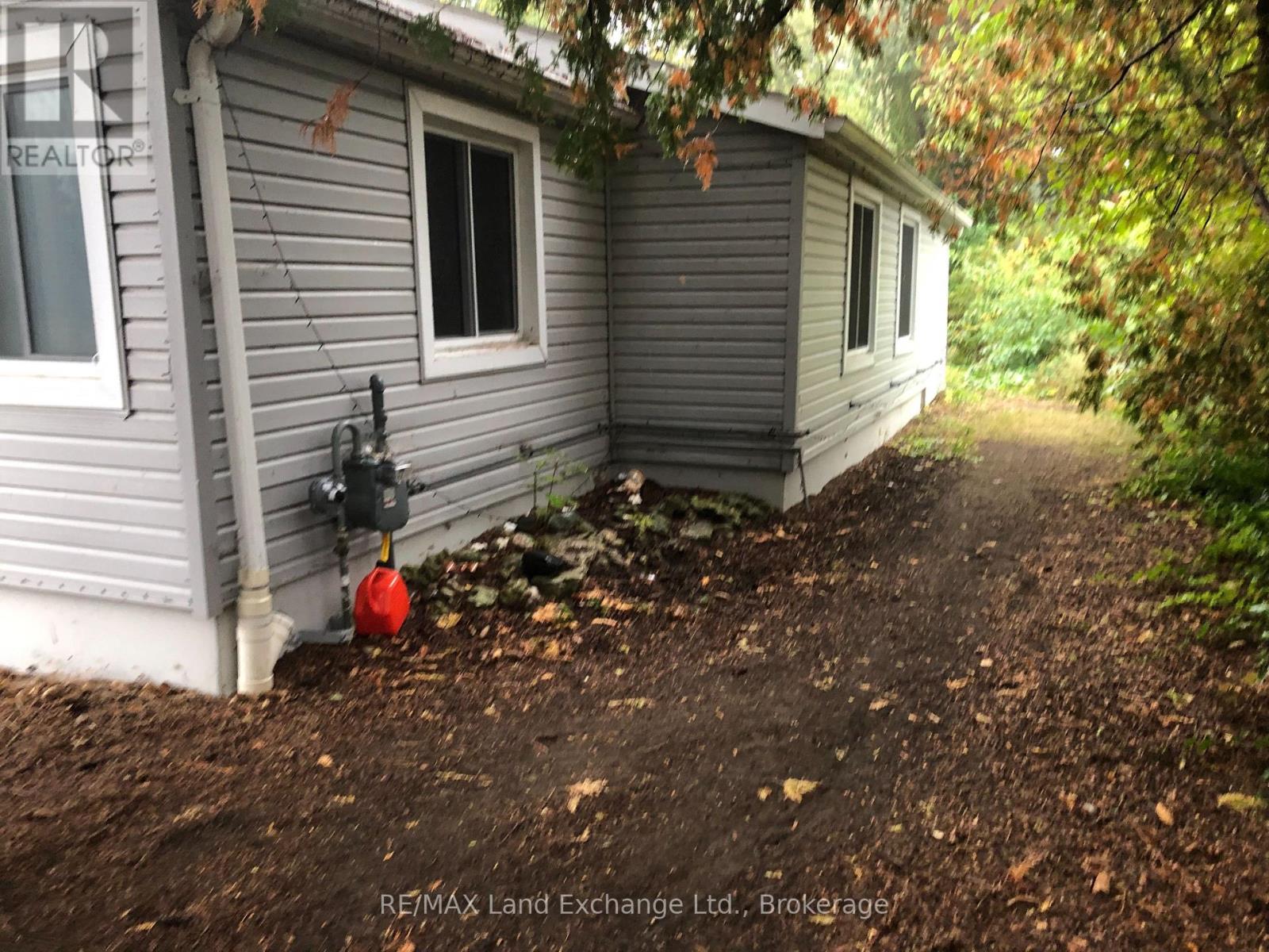 188 Broadway Street Property Photo 5