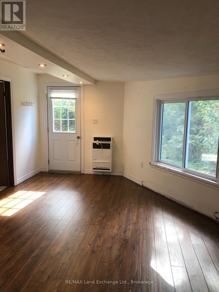 188 Broadway Street Property Photo 16