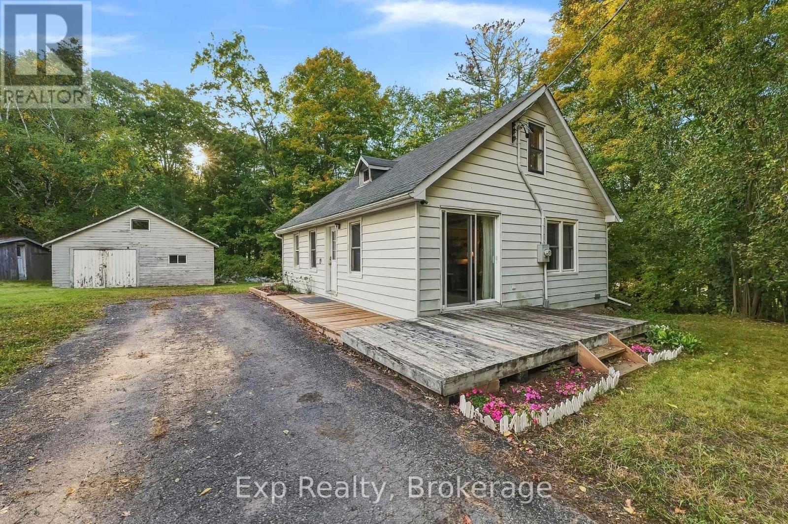 478 Trottman Road Property Photo 6