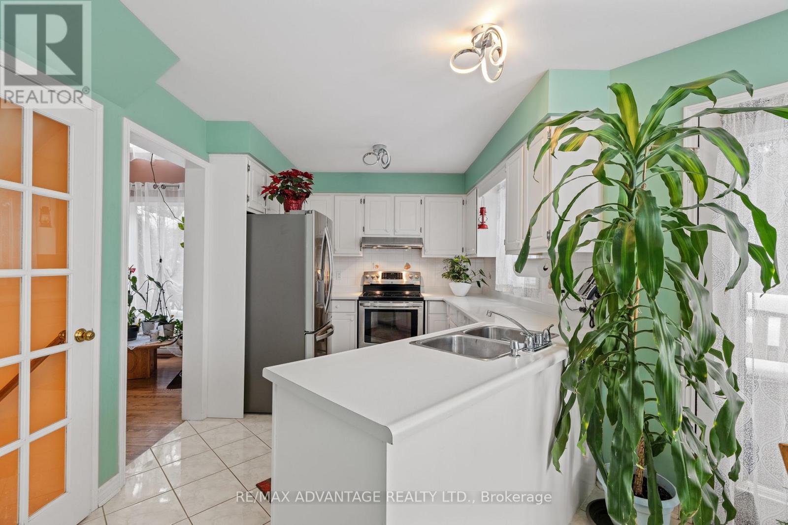 122 Barrydale Crescent Property Photo 10