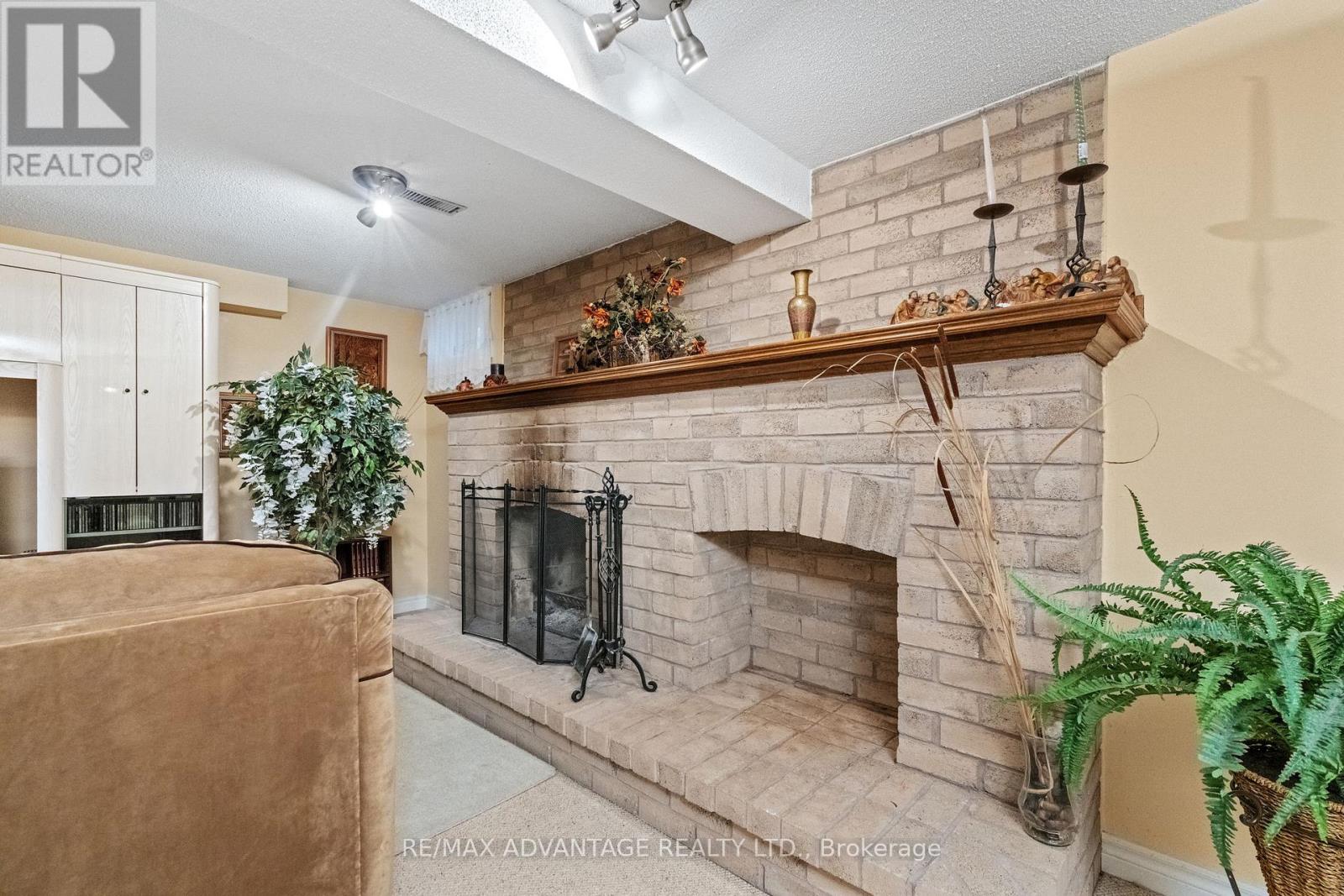 122 Barrydale Crescent Property Photo 35