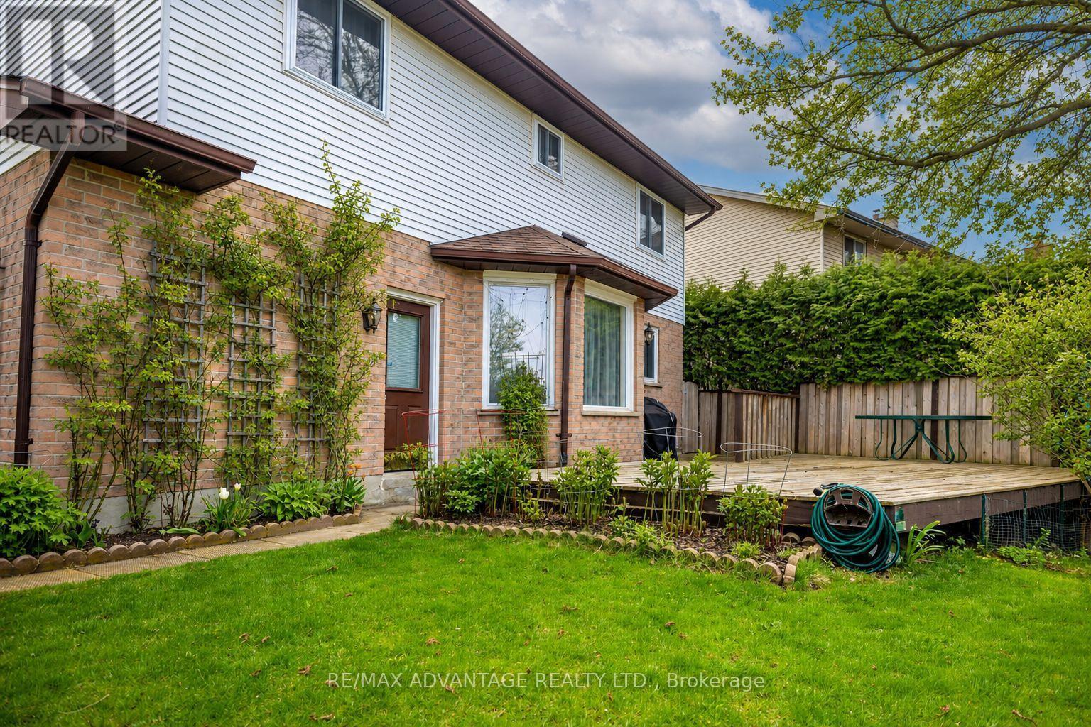122 Barrydale Crescent Property Photo 37