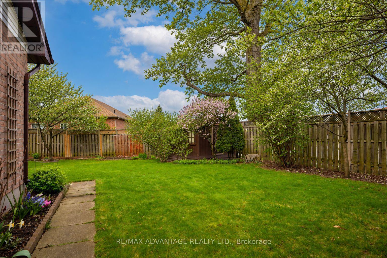 122 Barrydale Crescent Property Photo 41