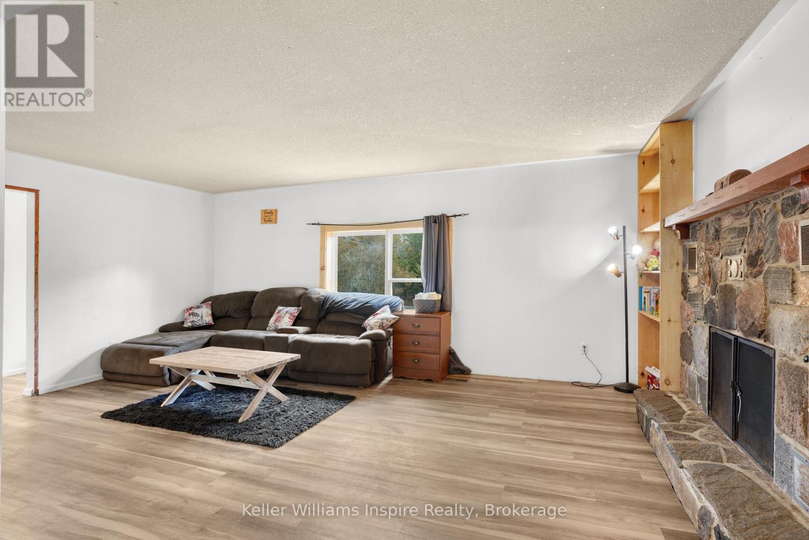 7437 A Hwy 620 Property Photo 6