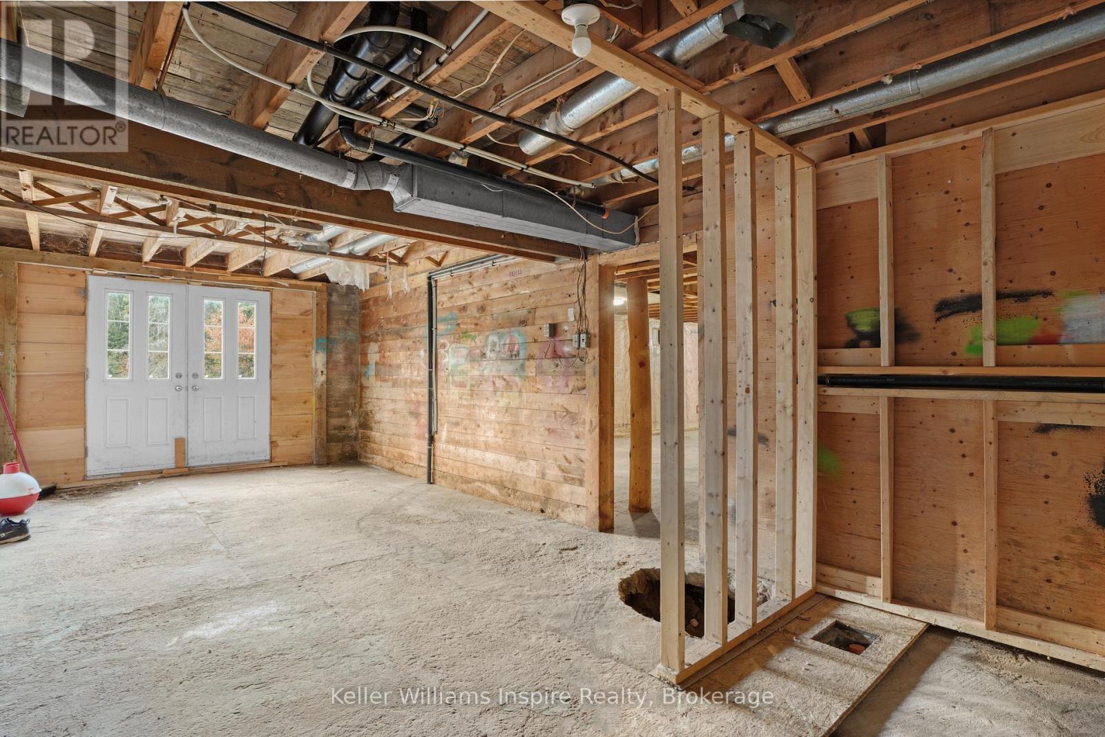 7437 A Hwy 620 Property Photo 15