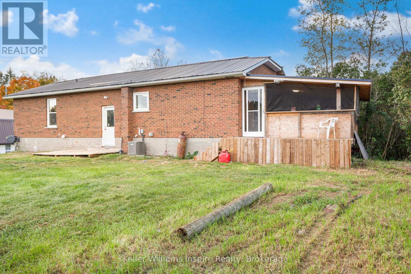 7437 A Hwy 620 Property Photo 18