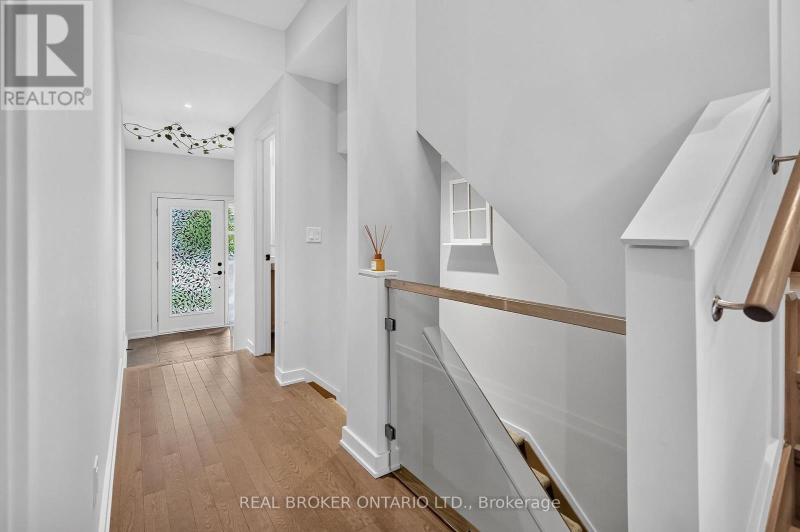 1071 Lunar Glow Crescent Property Photo 6