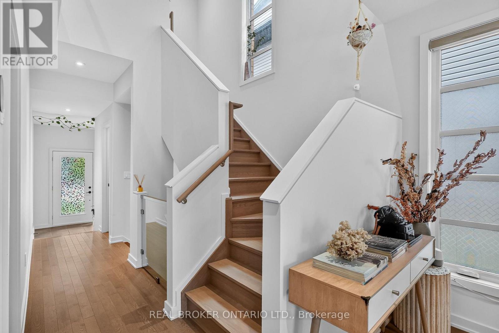 1071 Lunar Glow Crescent Property Photo 27
