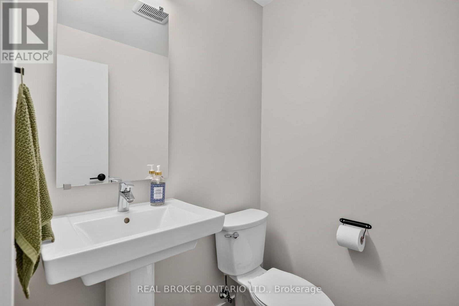 1071 Lunar Glow Crescent Property Photo 28