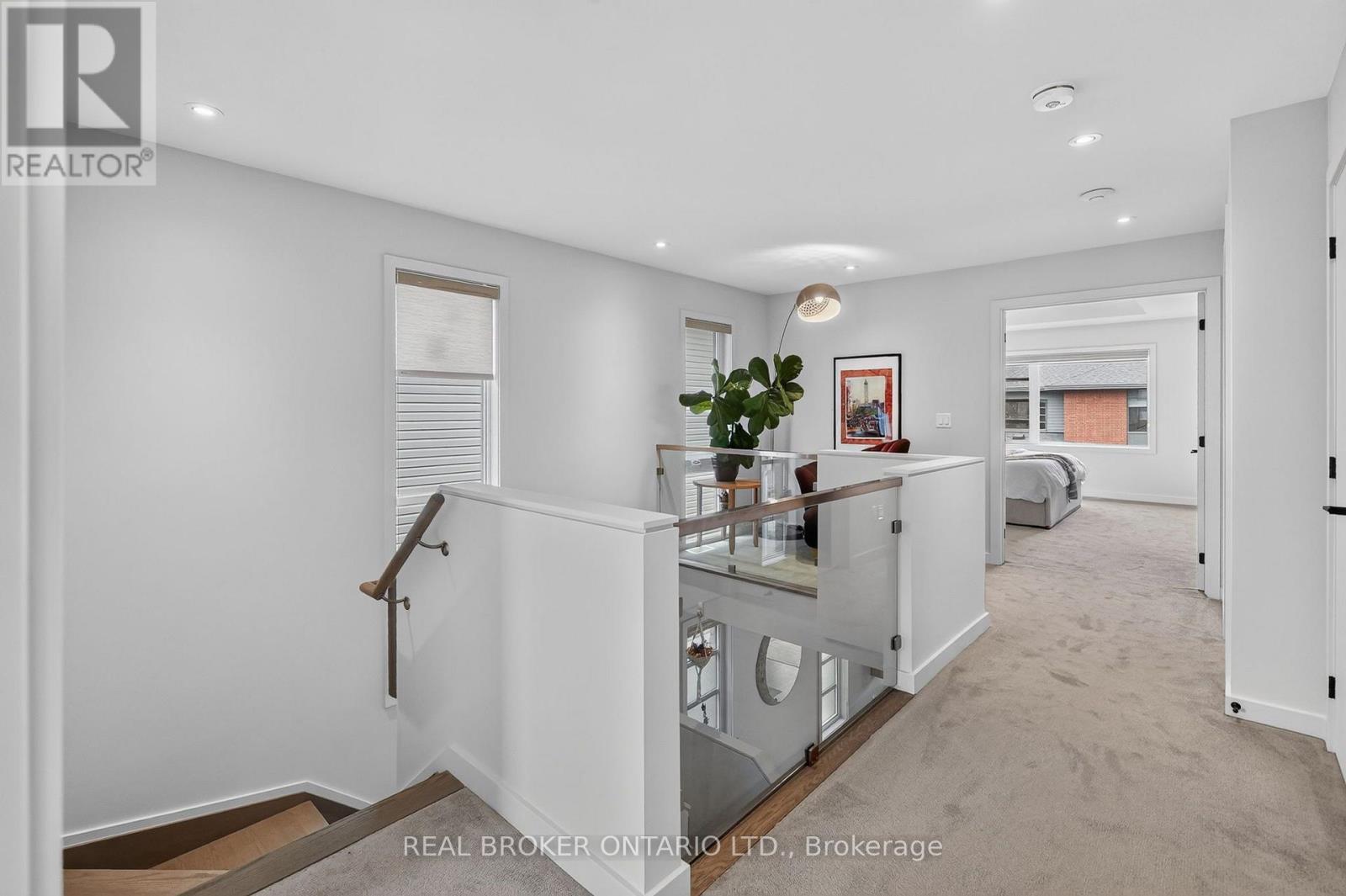 1071 Lunar Glow Crescent Property Photo 29