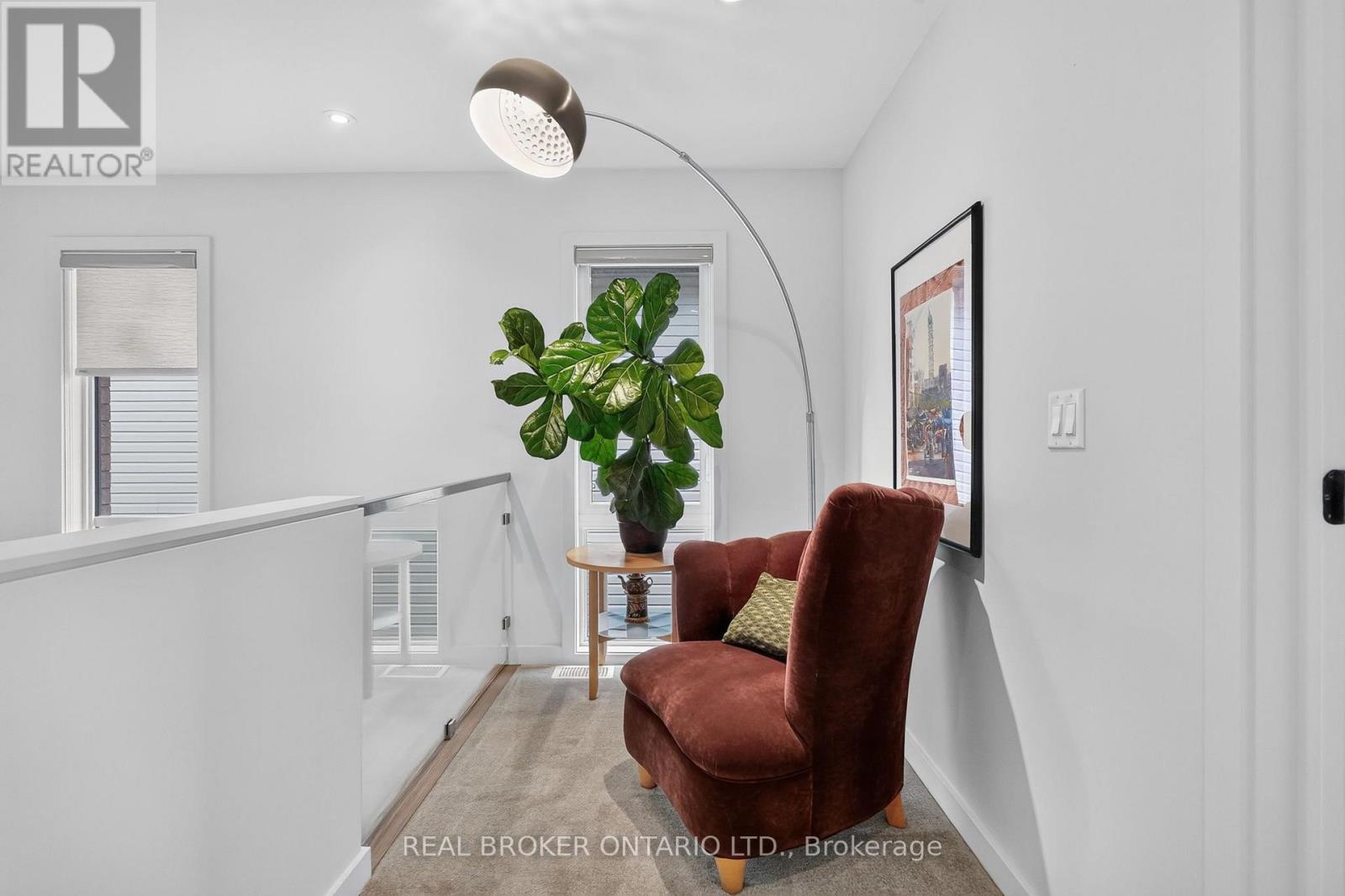 1071 Lunar Glow Crescent Property Photo 31