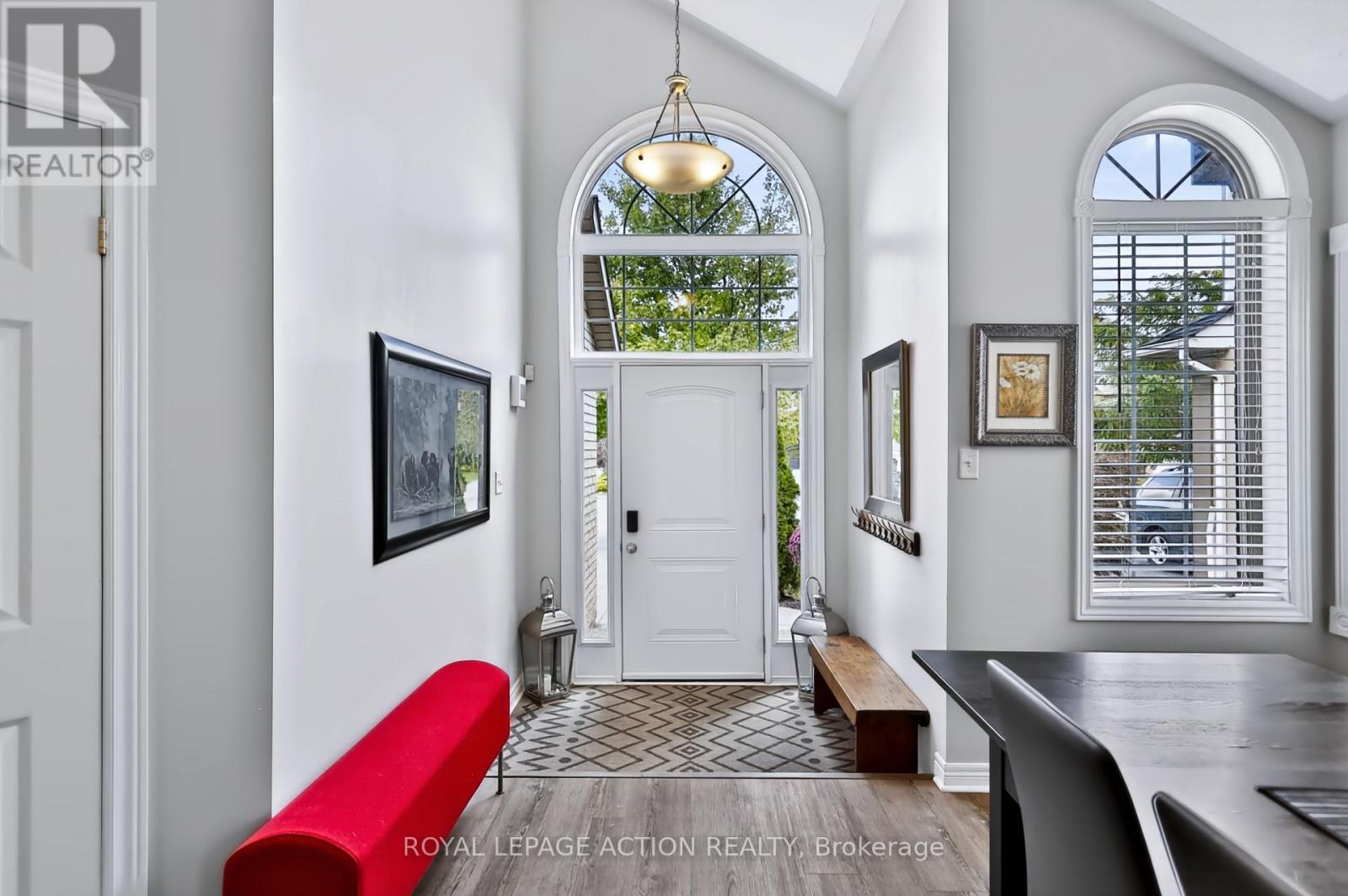 48 Holkham Avenue Property Photo 3