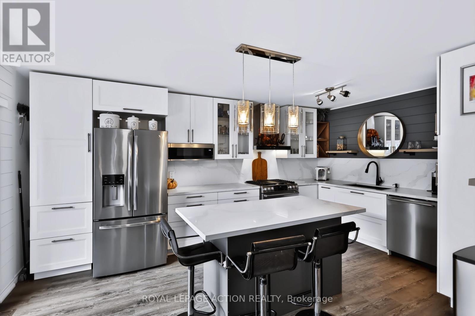 48 Holkham Avenue Property Photo 10