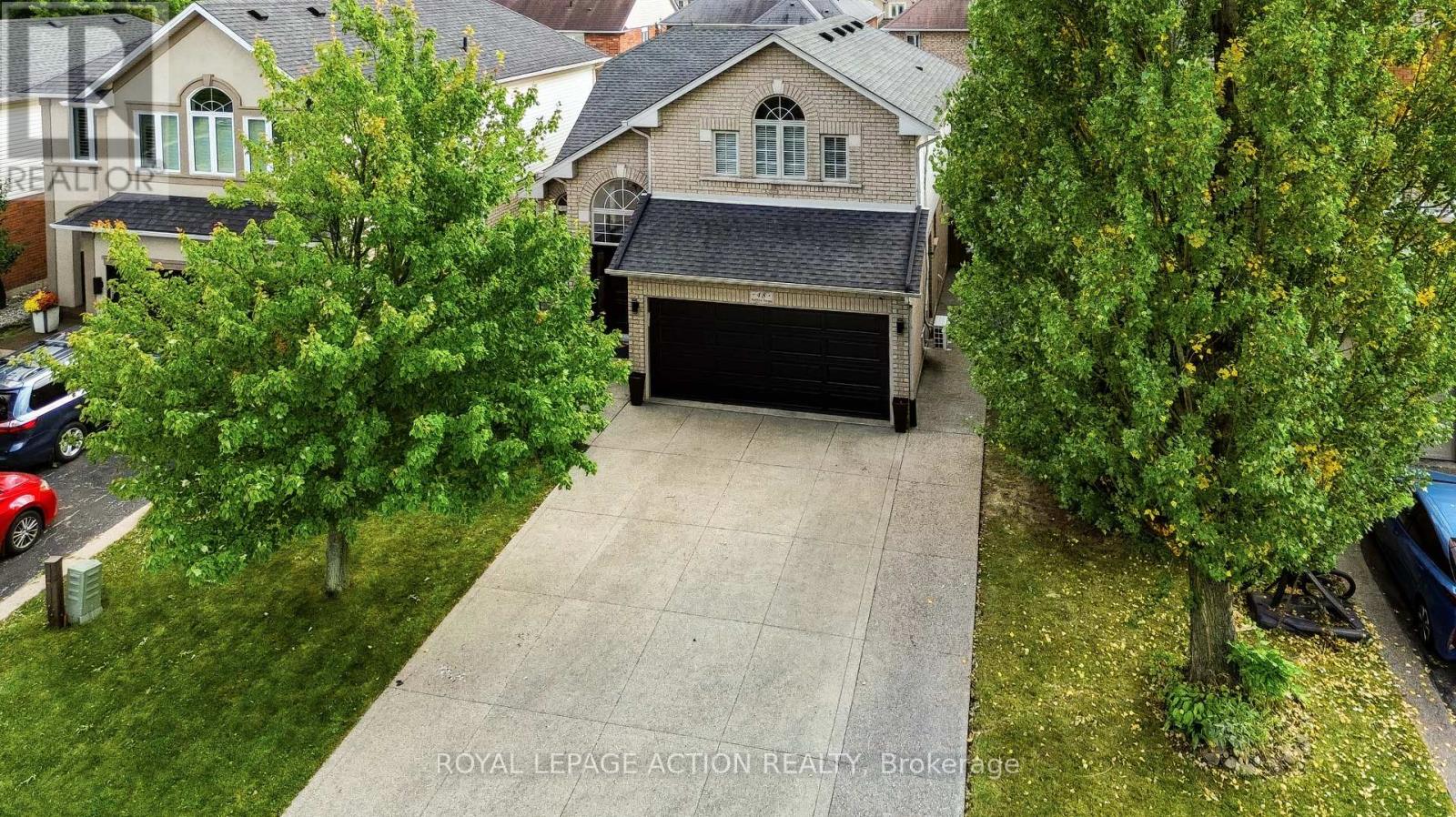 48 Holkham Avenue Property Photo 36