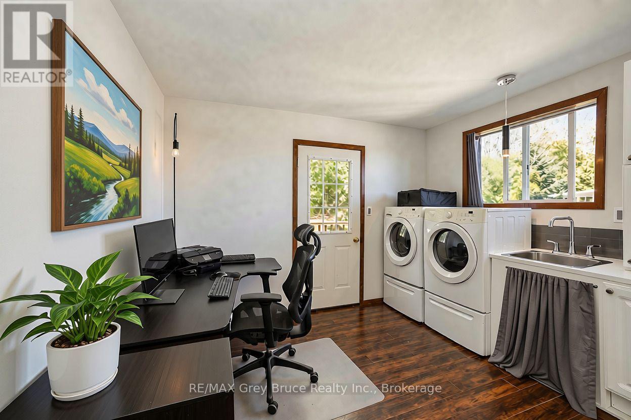 150 Macintosh Drive Property Photo 21