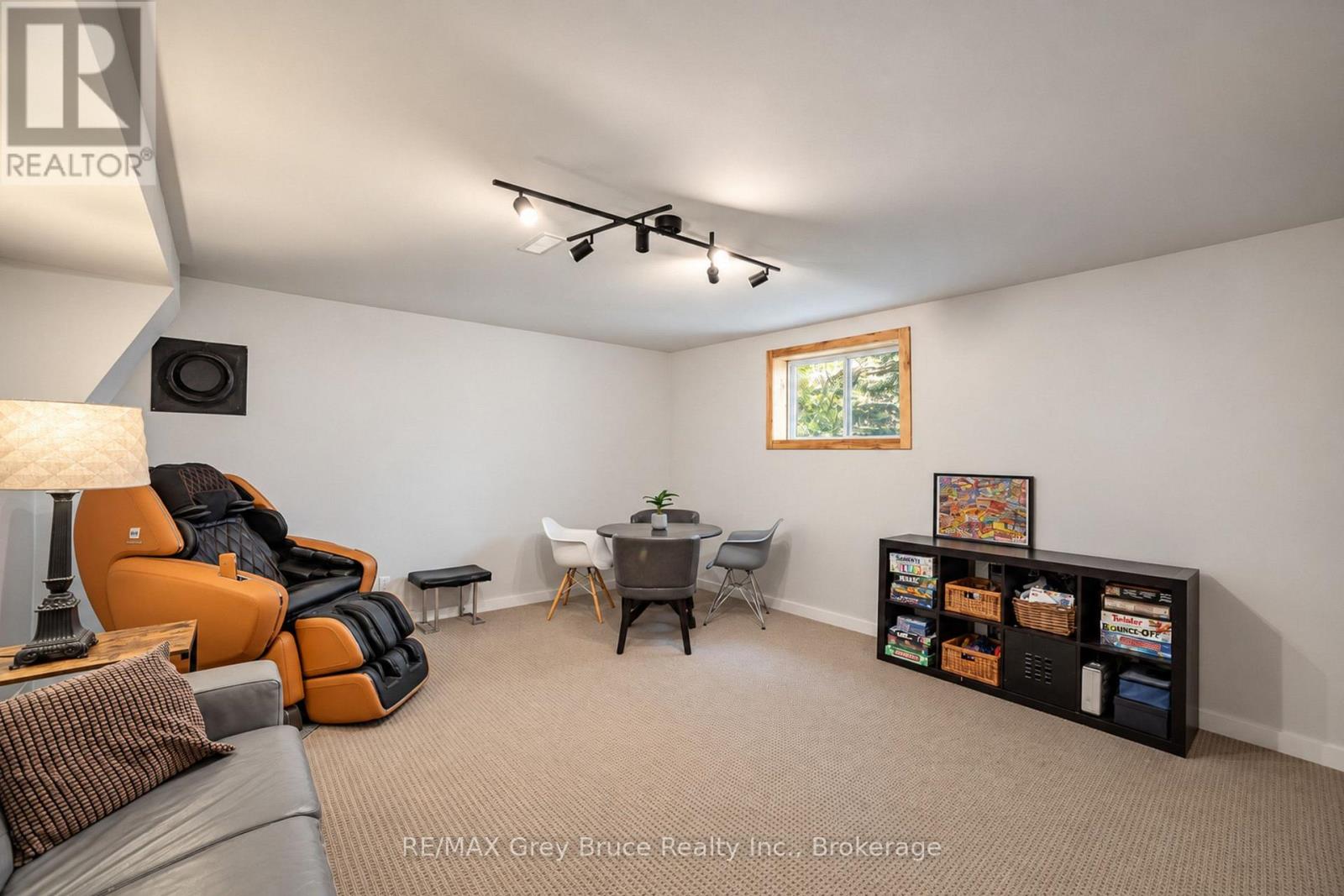 150 Macintosh Drive Property Photo 23
