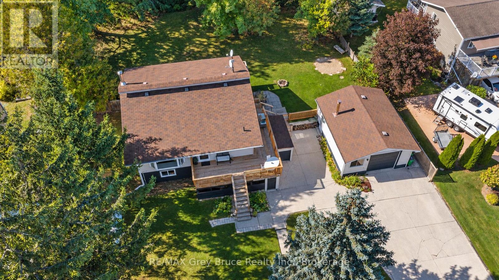 150 Macintosh Drive Property Photo 39