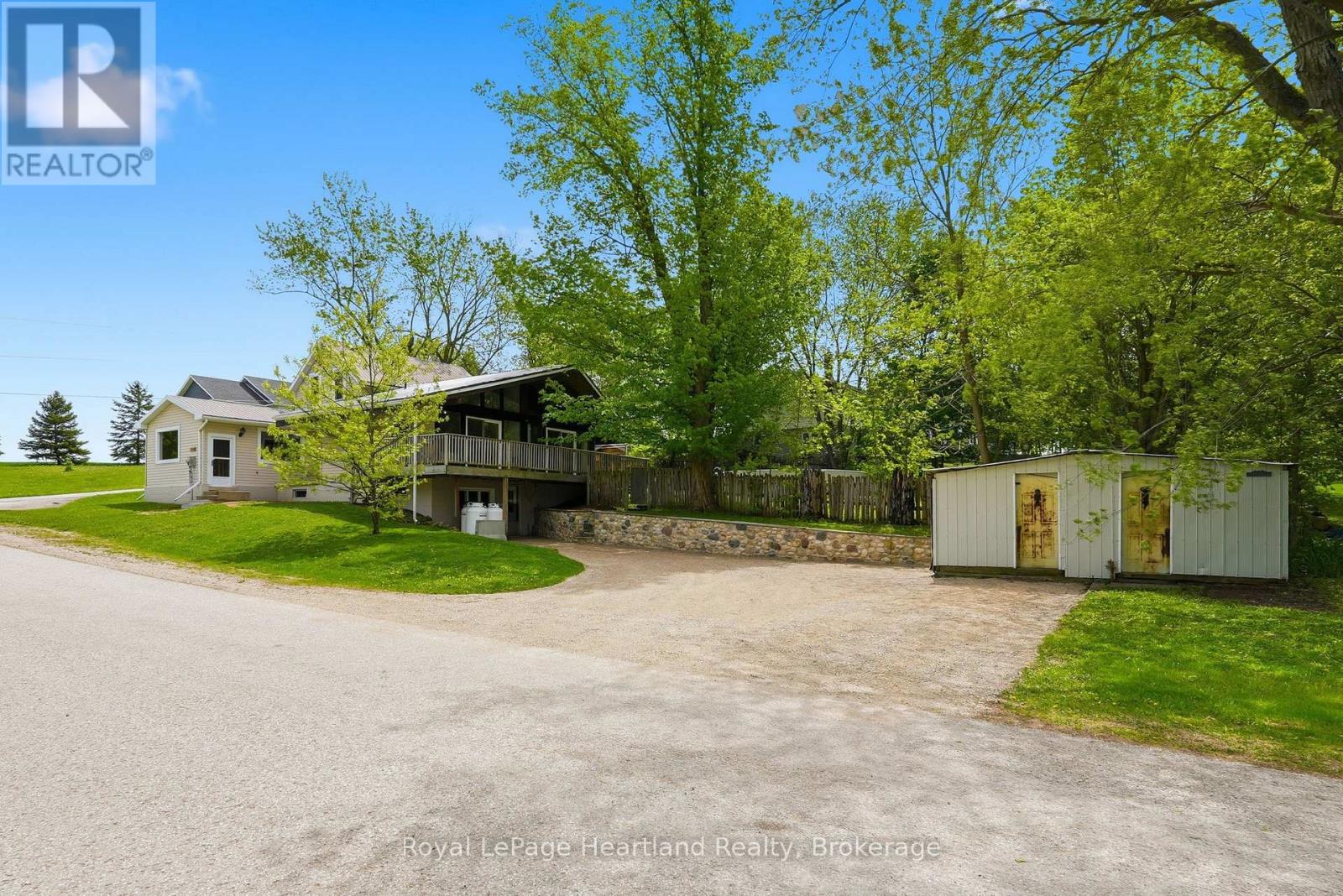 2058 James Street Property Photo 7