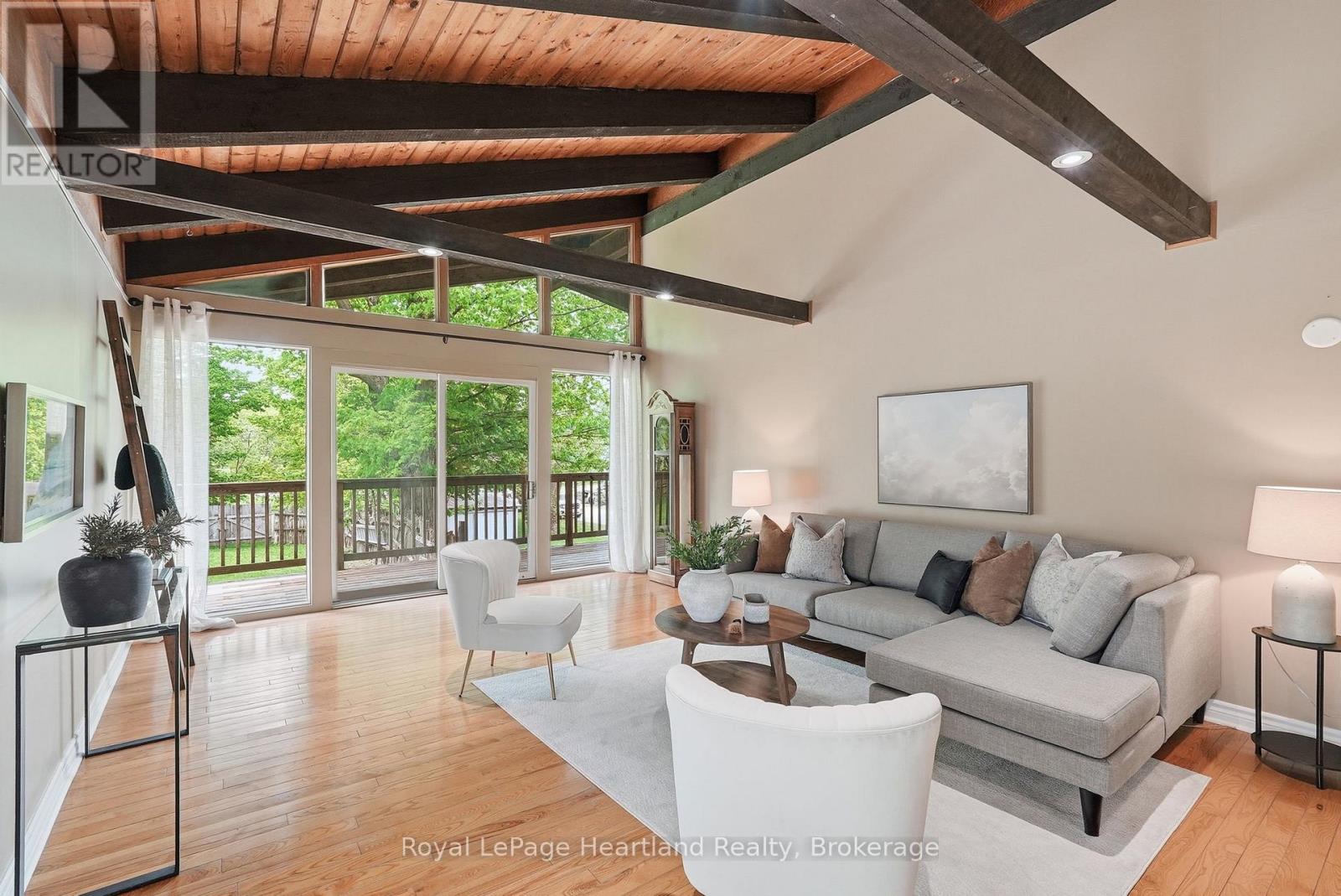 2058 James Street Property Photo 16