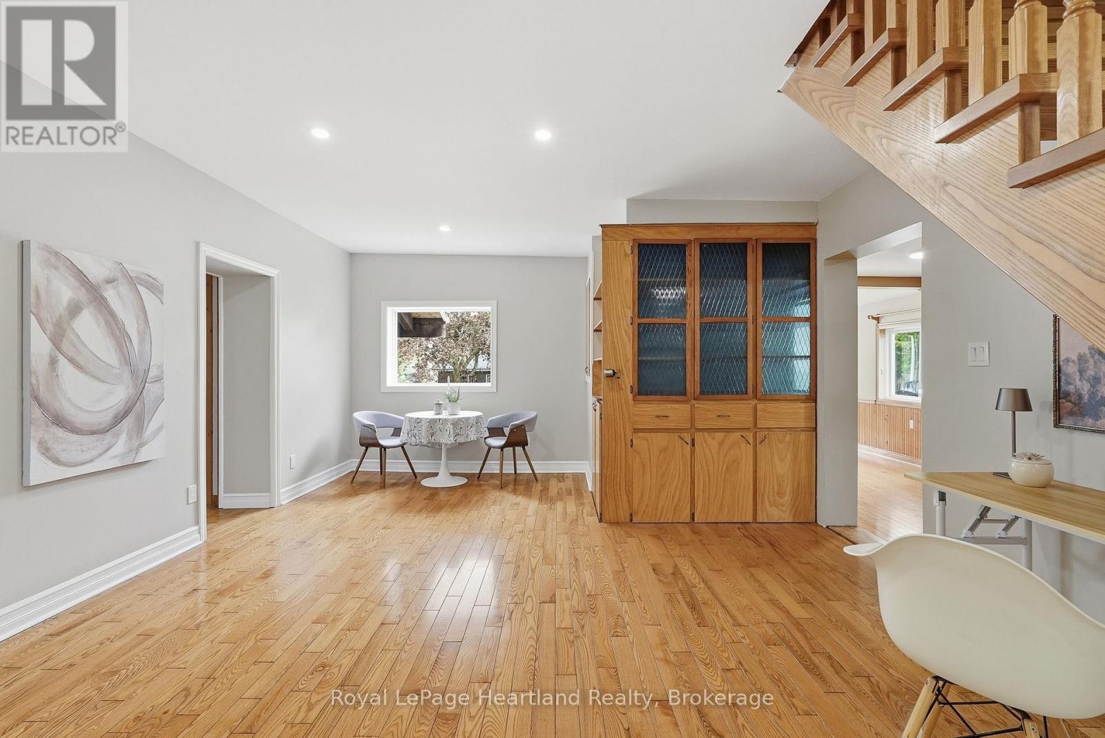 2058 James Street Property Photo 20