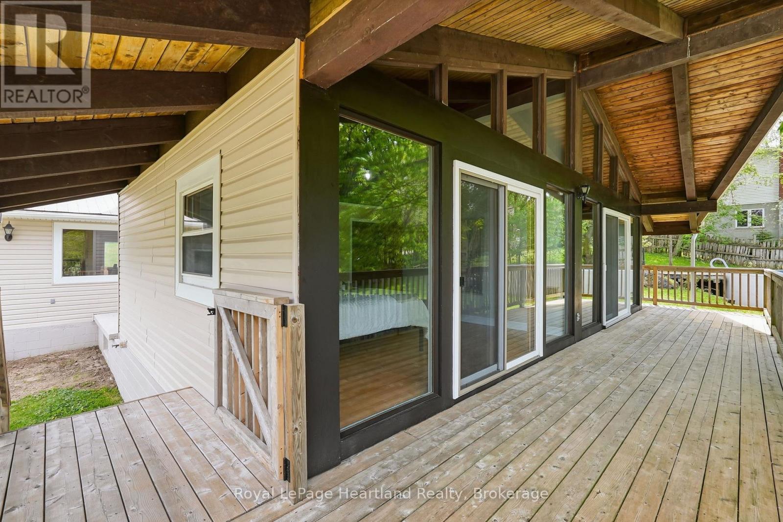 2058 James Street Property Photo 33