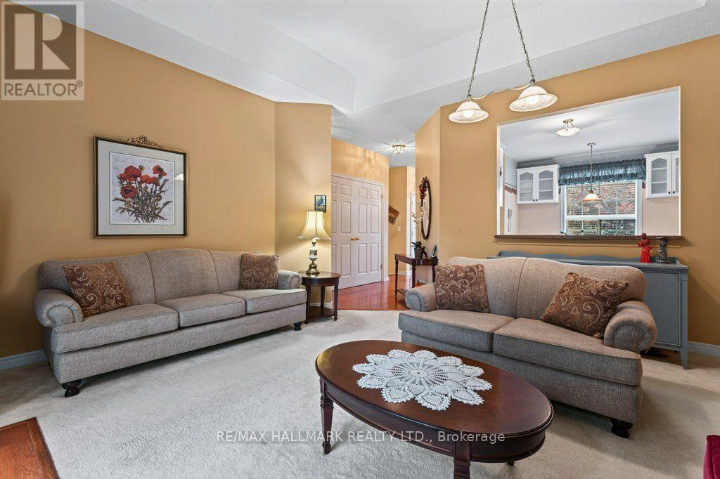 17 - 99 Linwell Road Property Photo 13