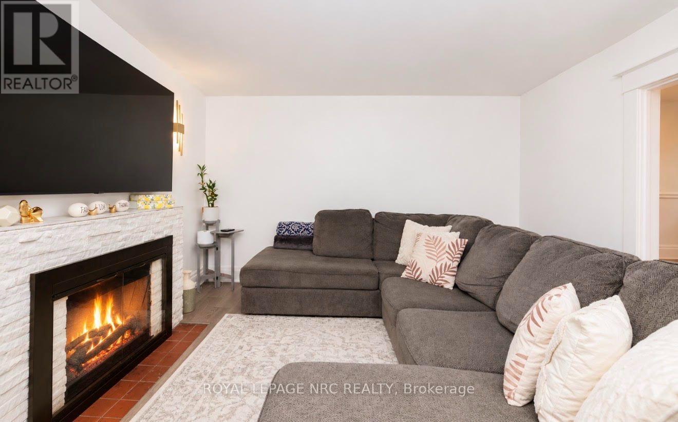 243 Geneva Street Property Photo 9