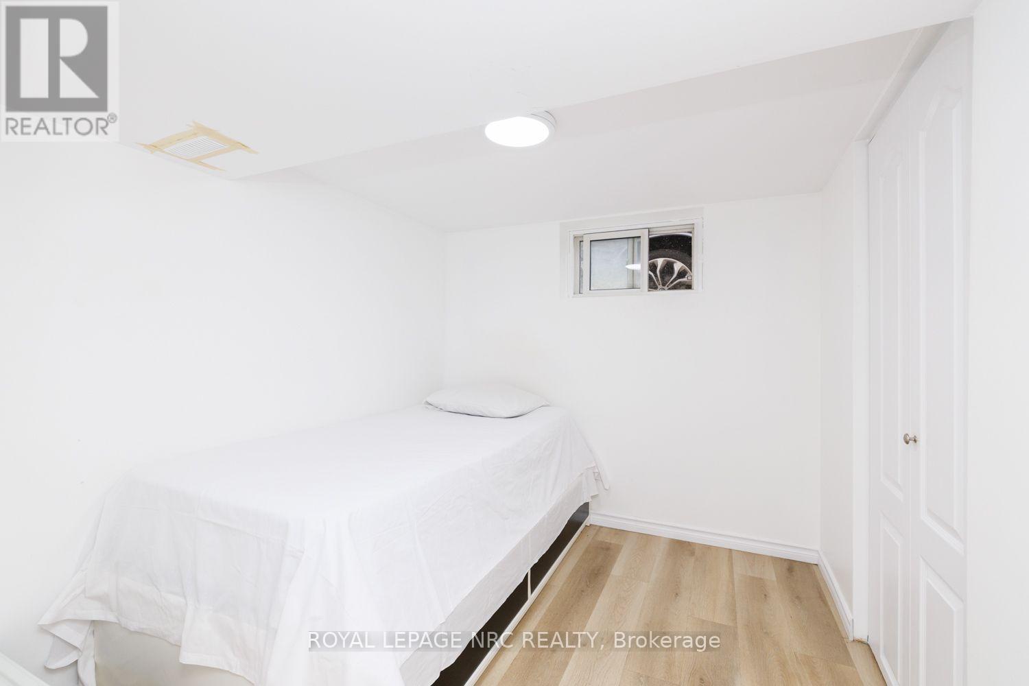 243 Geneva Street Property Photo 23