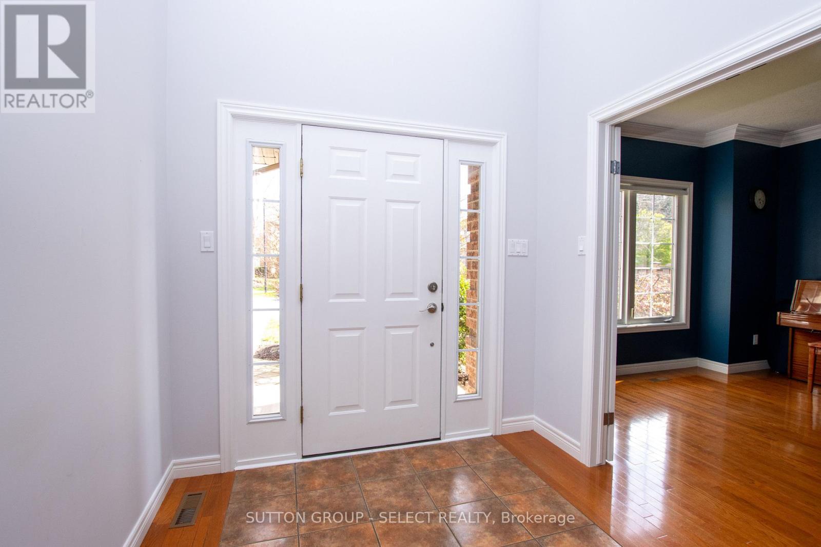 4125 Masterson Circle Property Photo 5