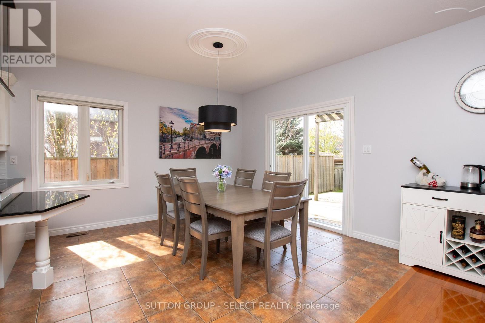 4125 Masterson Circle Property Photo 14
