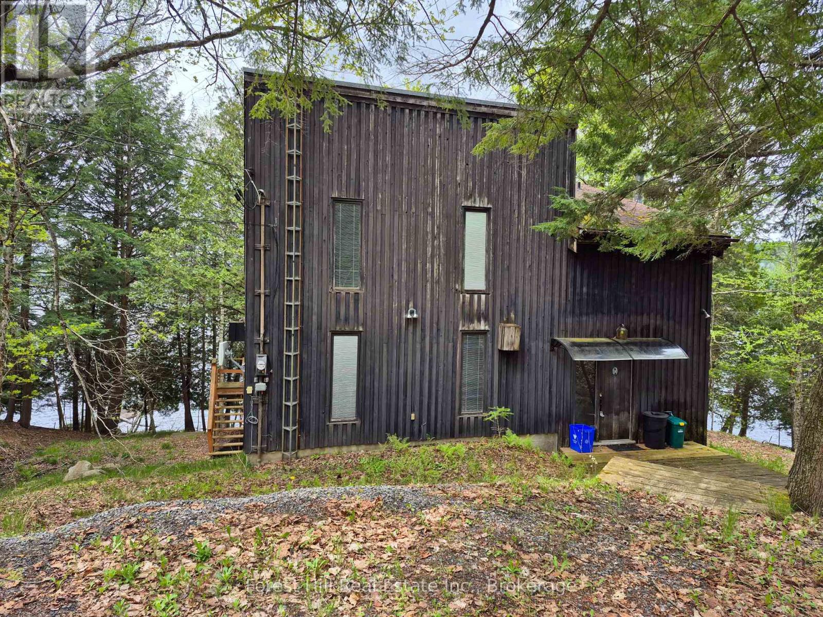 160 West Point Sands Road Property Photo 3
