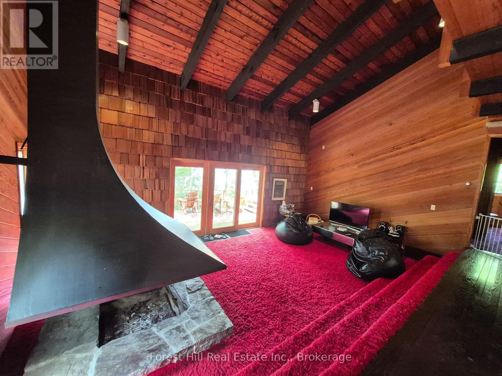 160 West Point Sands Road Property Photo 6