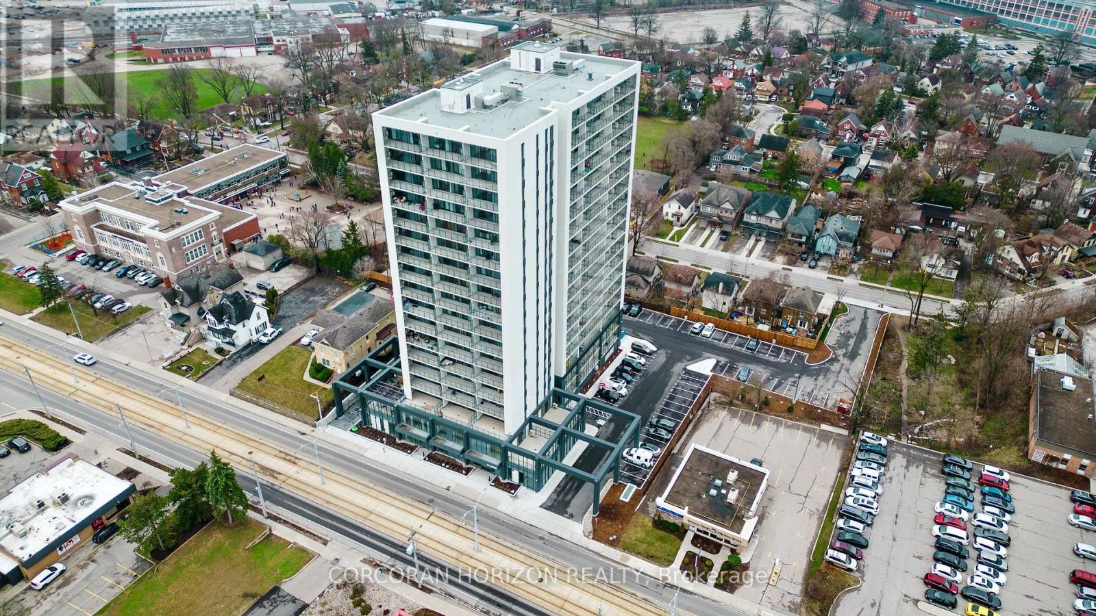 1412 - 741 King Street W Property Photo 3