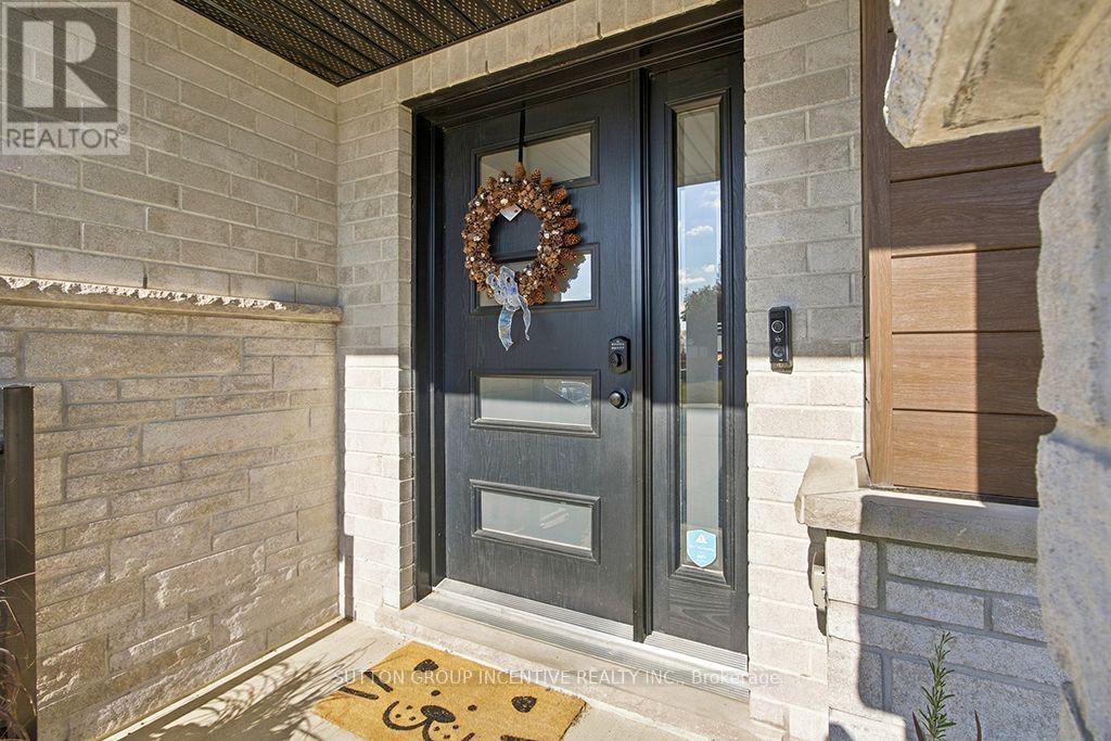 103 Jefferey Way Property Photo 5