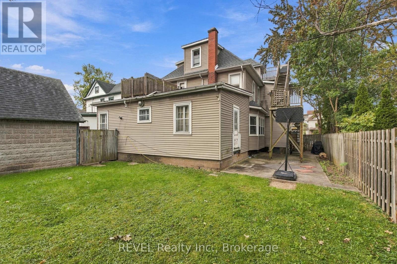132 Hellems Avenue Property Photo 10
