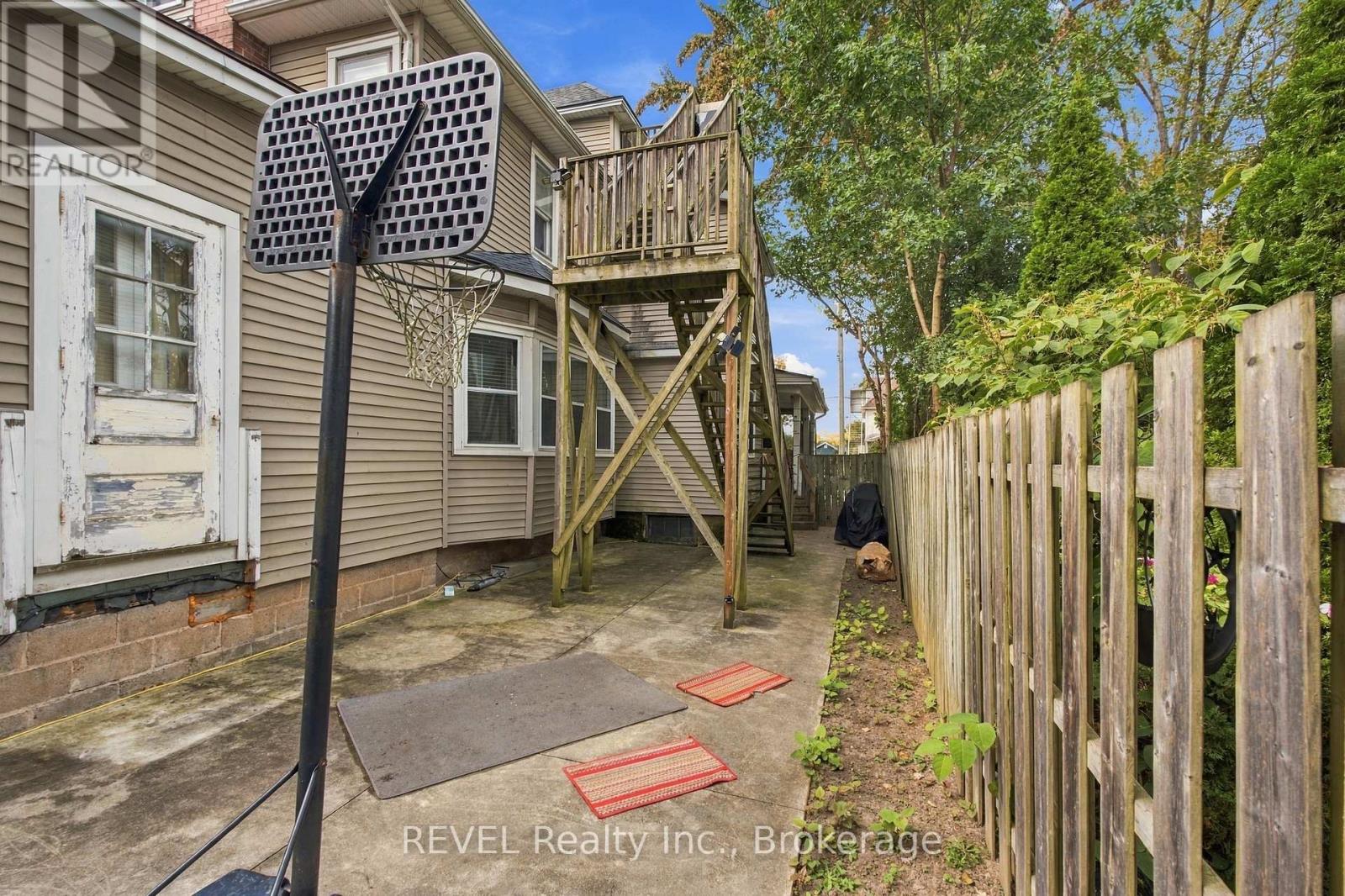 132 Hellems Avenue Property Photo 13