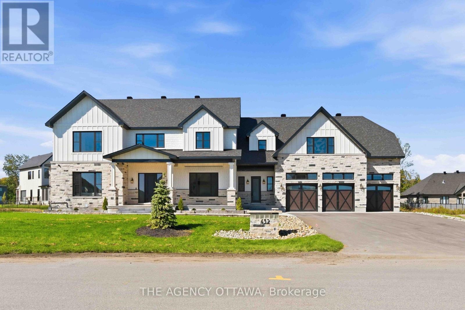 432 ASHBEE COURT