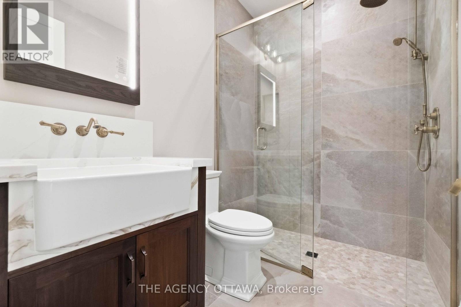 432 Ashbee Court Property Photo 24