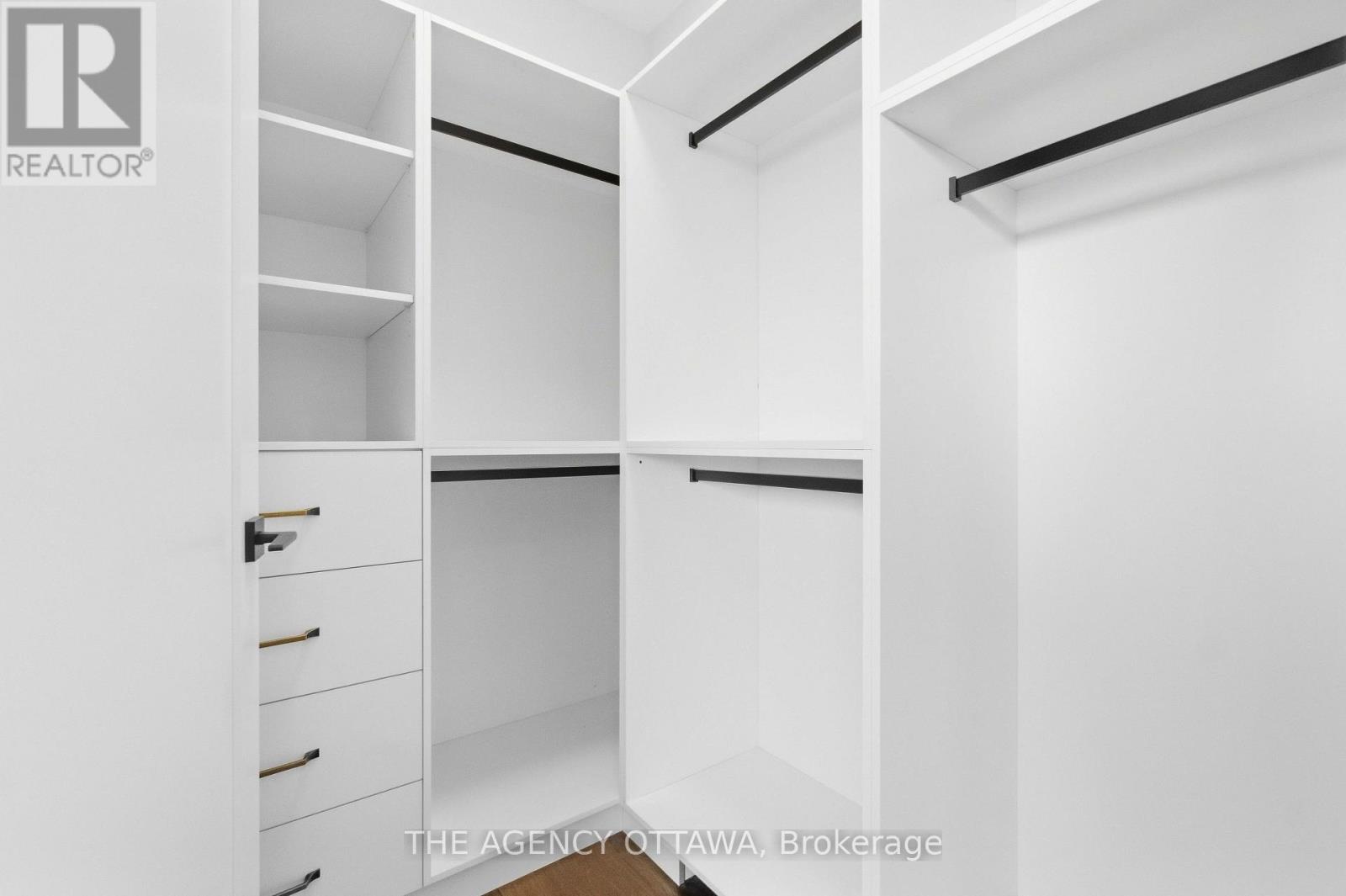 432 Ashbee Court Property Photo 40