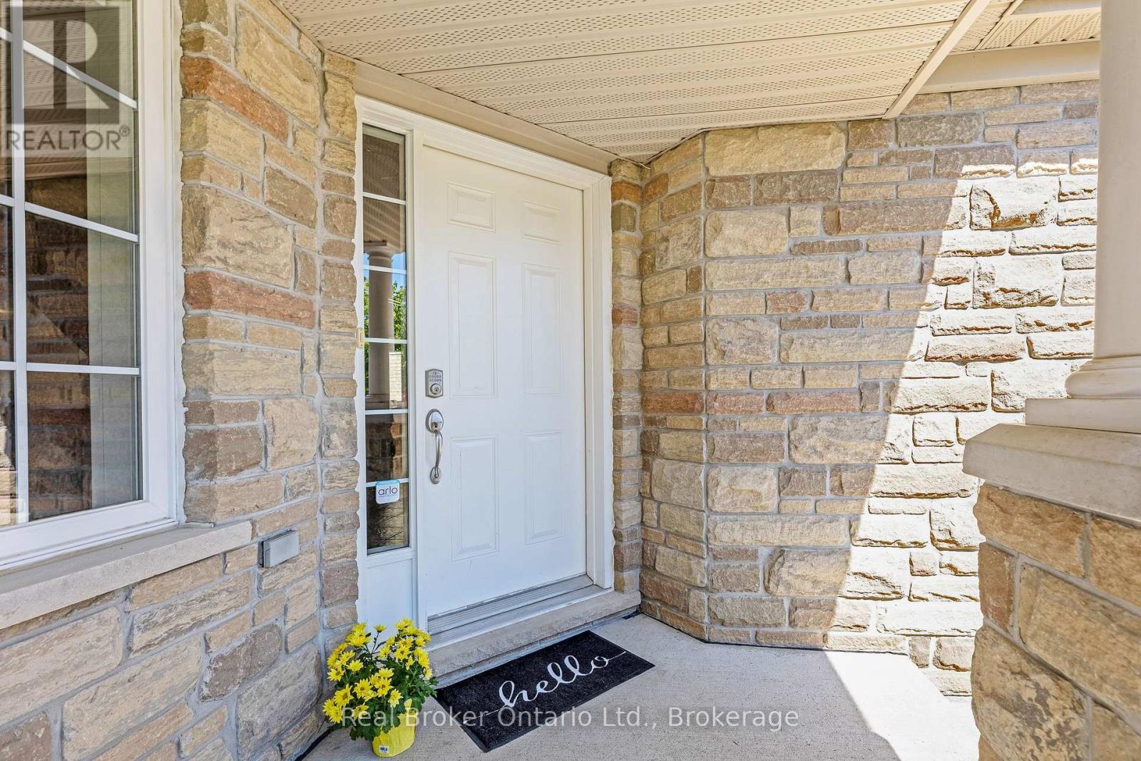 22 Atto Drive Property Photo 5
