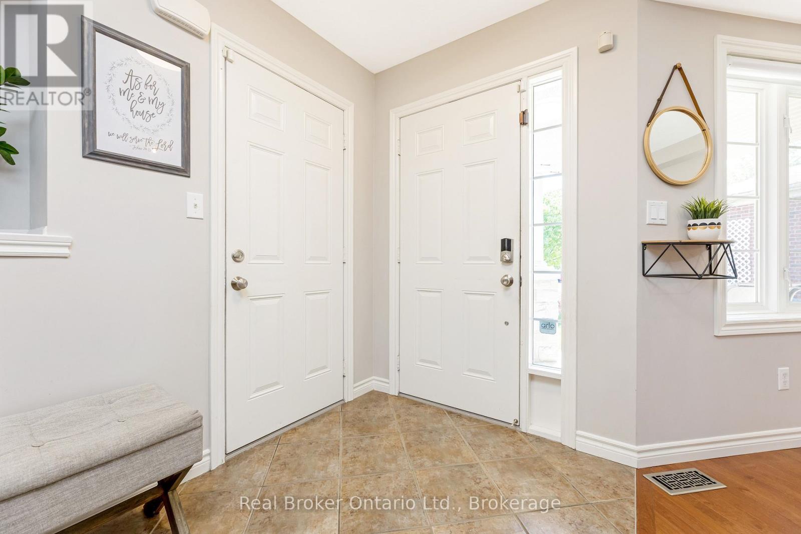 22 Atto Drive Property Photo 6