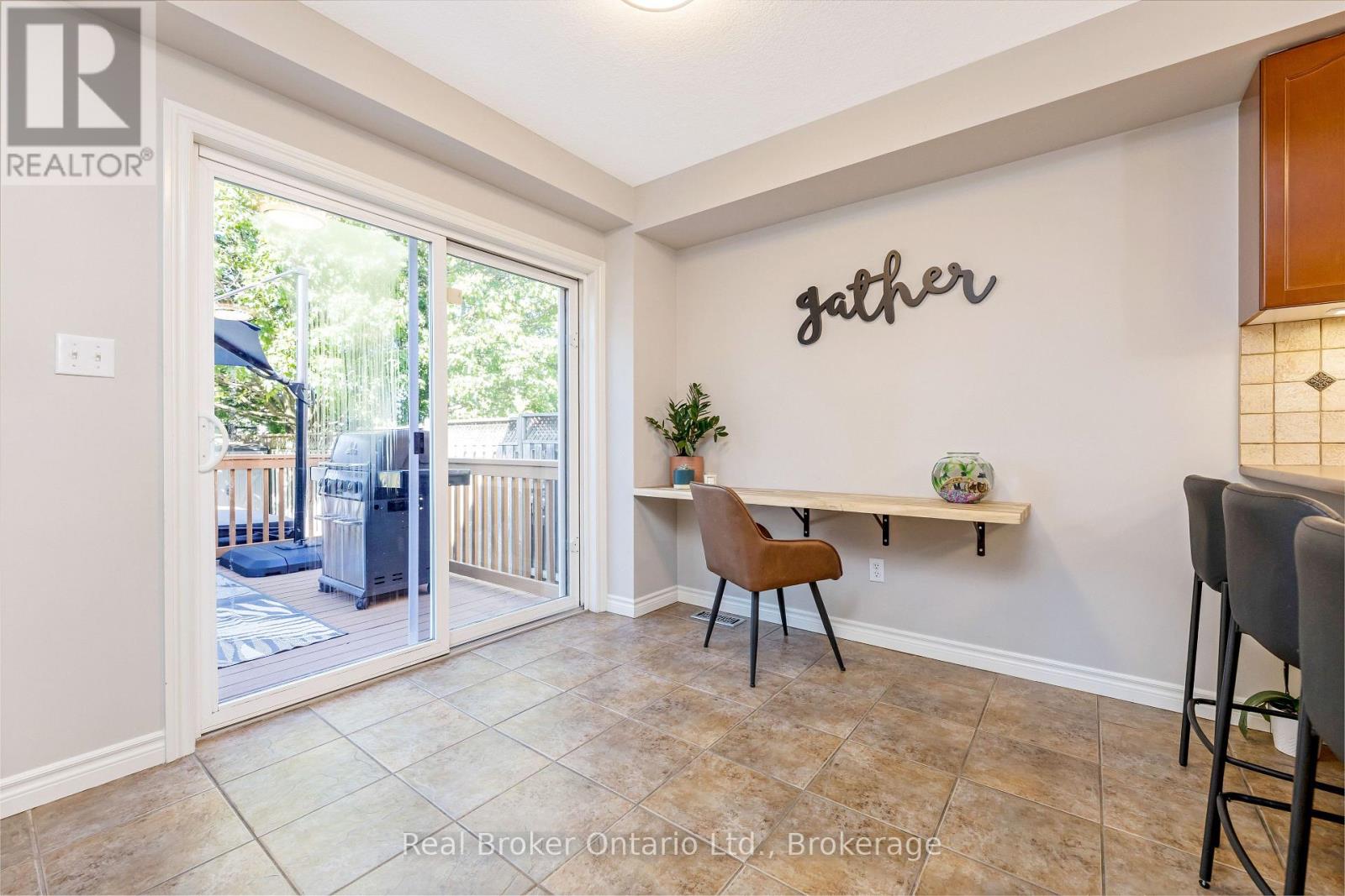 22 Atto Drive Property Photo 13