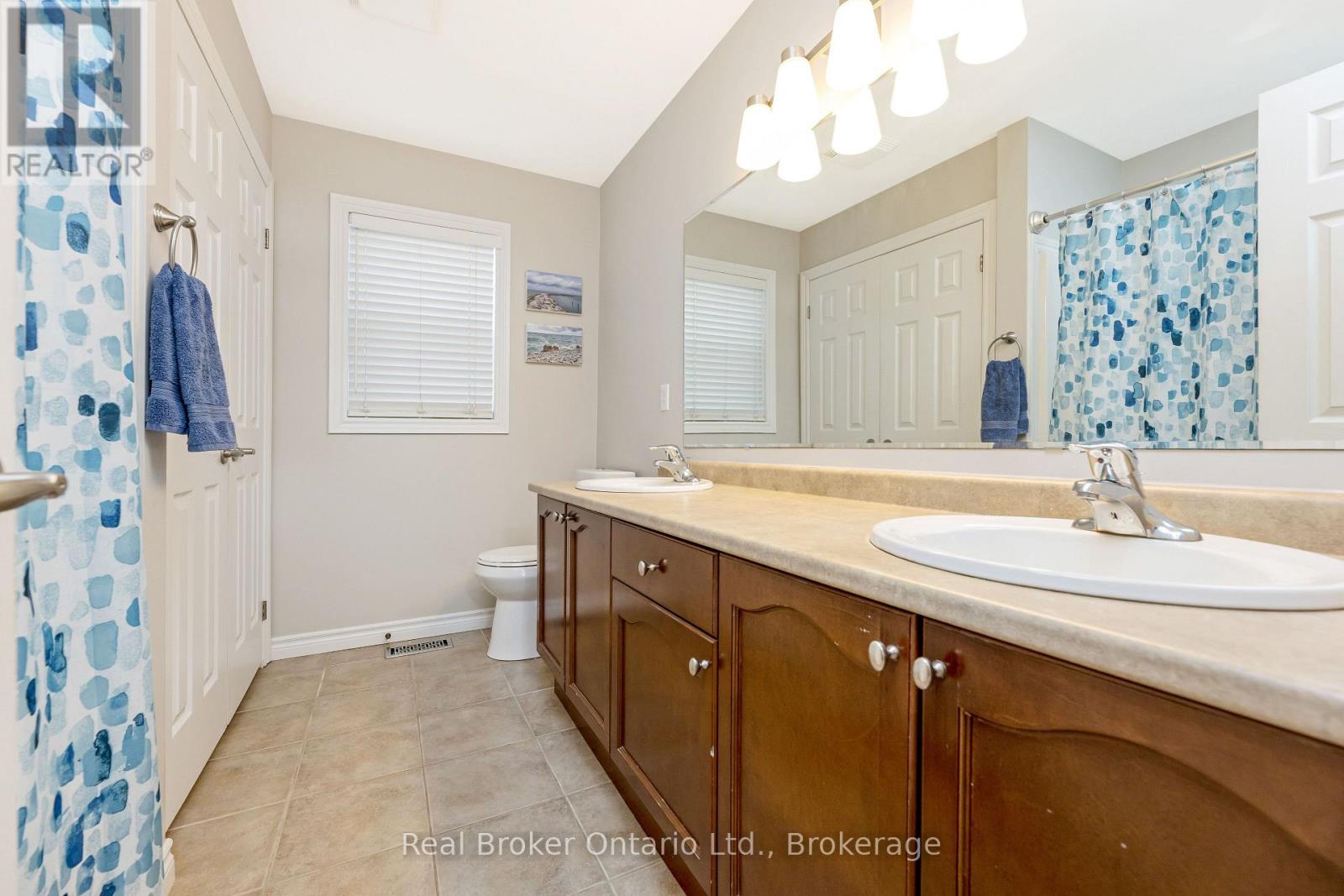 22 Atto Drive Property Photo 26