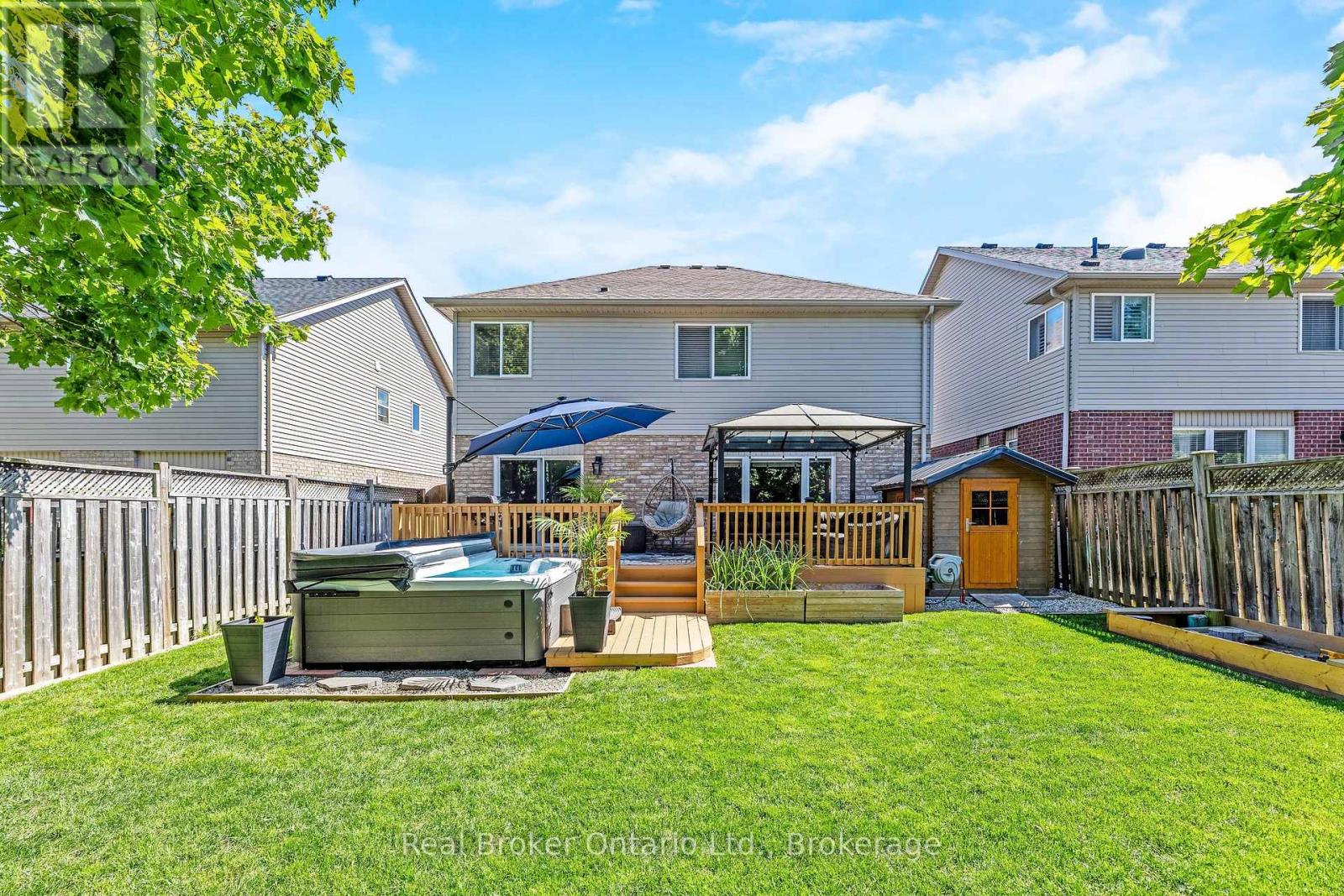 22 Atto Drive Property Photo 39