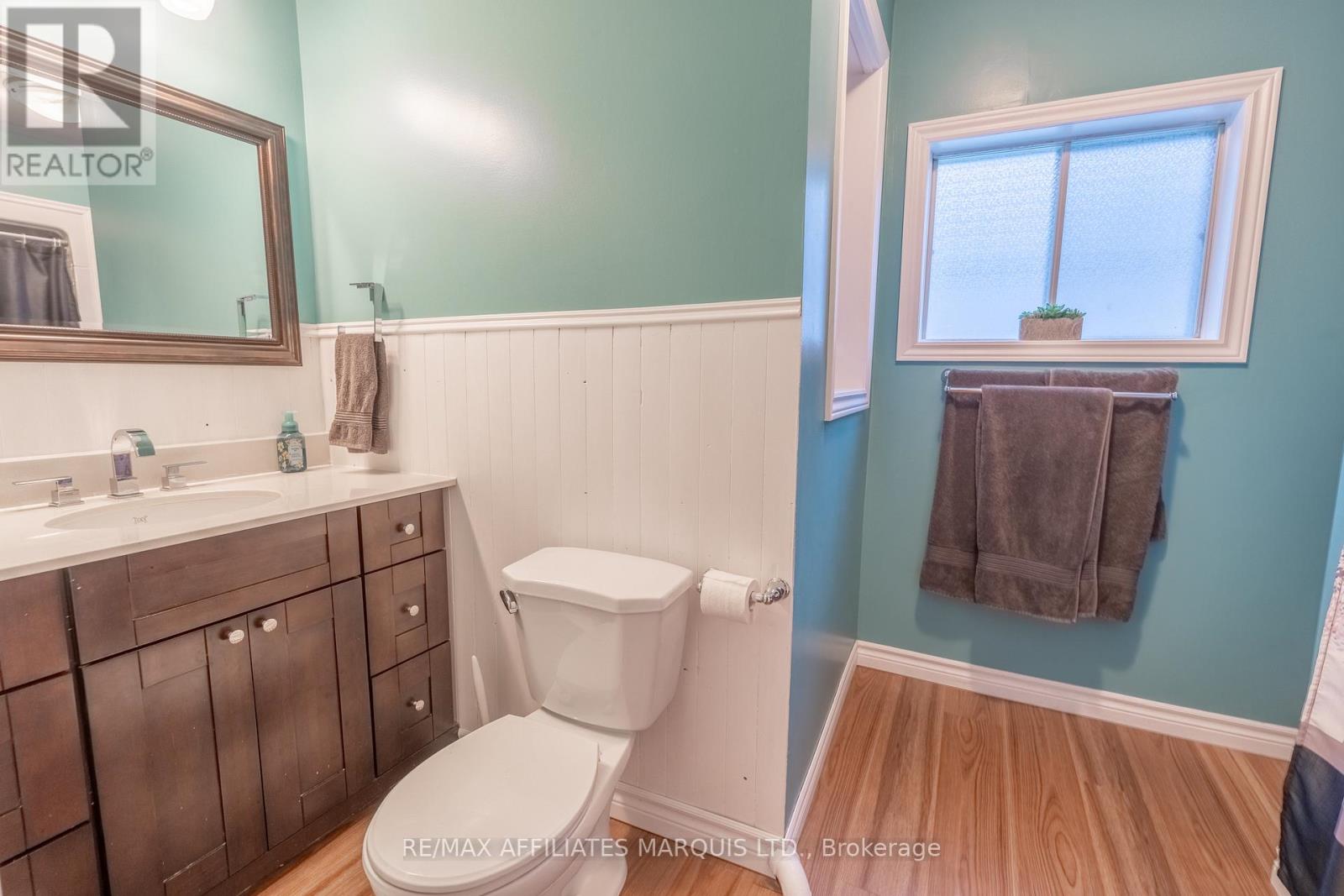 311 Fourth Street W Property Photo 19