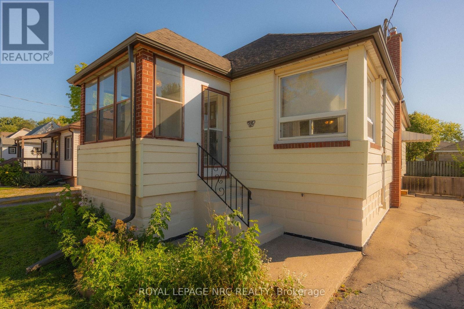 56 Lyons Avenue Property Photo 3