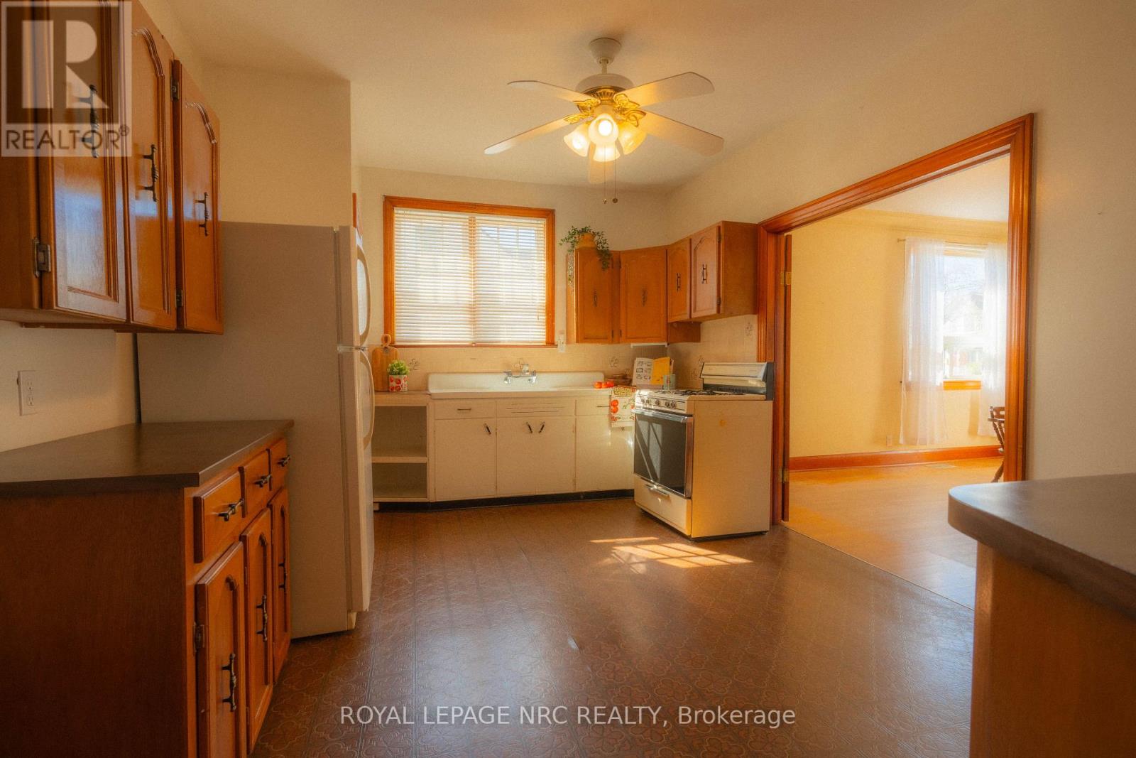 56 Lyons Avenue Property Photo 7