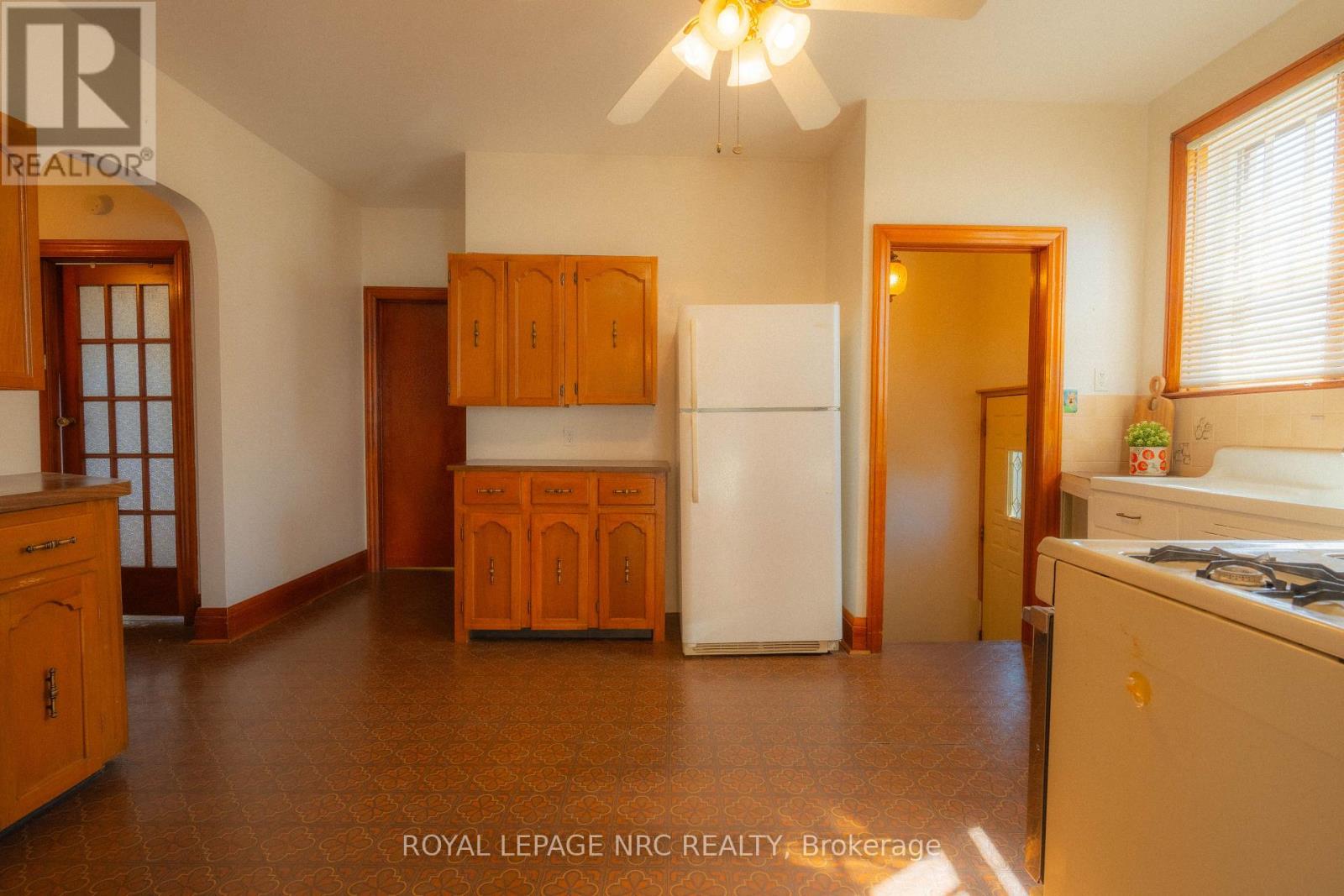 56 Lyons Avenue Property Photo 10